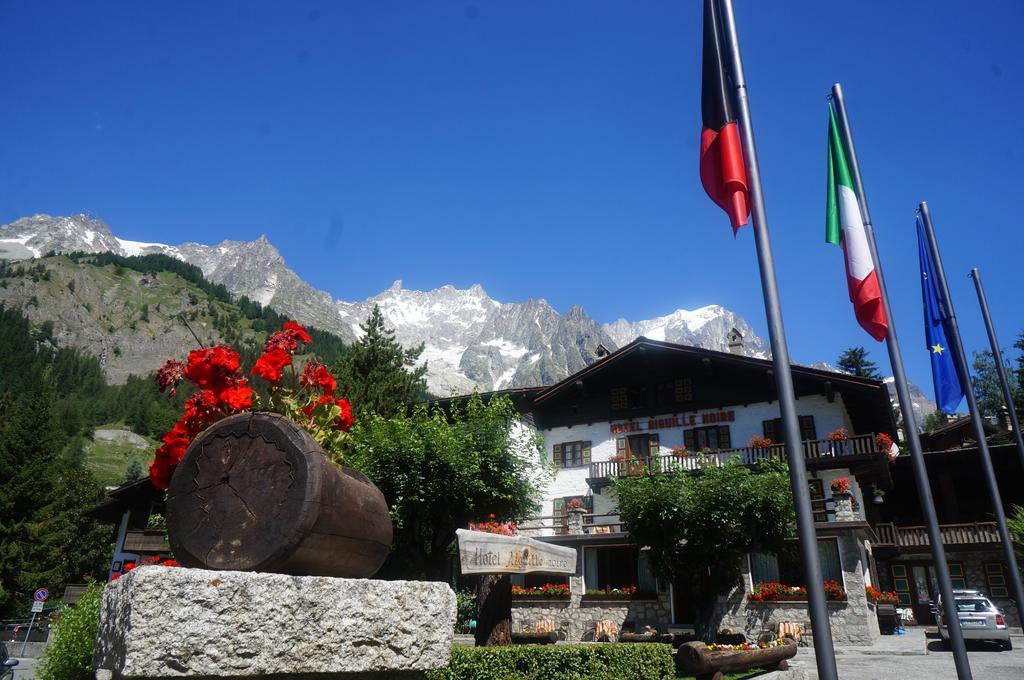 Hotel Aiguille Noire Courmayeur Exterior foto